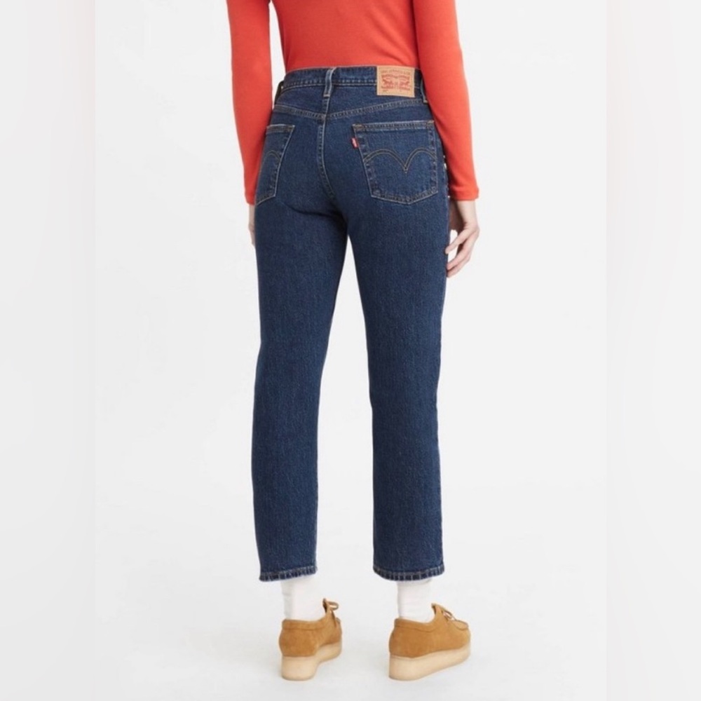 Levi’s Premium 501 original cropped size 30x26 high rise straight leg